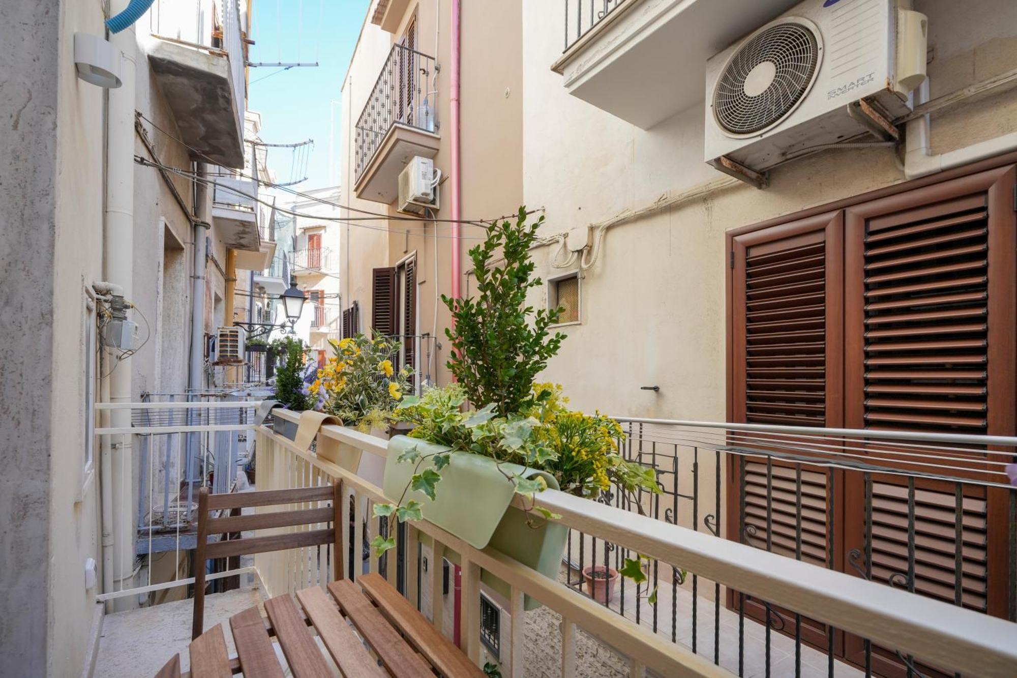 Mimi'S Rooms - Charming Old Town Bari Ngoại thất bức ảnh